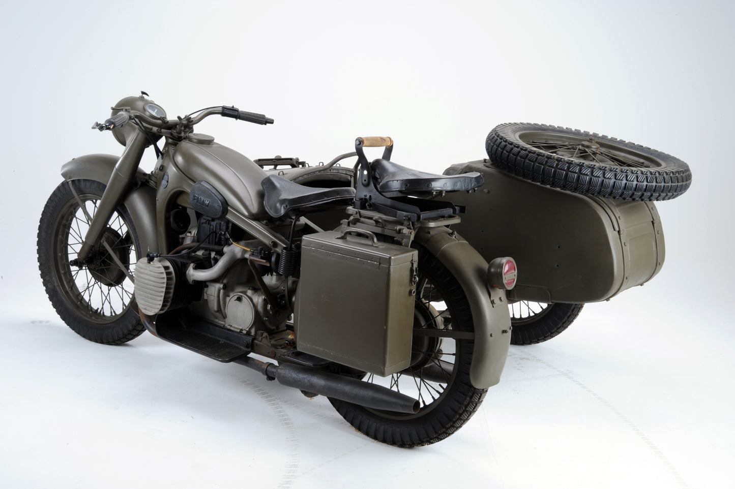 BMW R12 sidecar