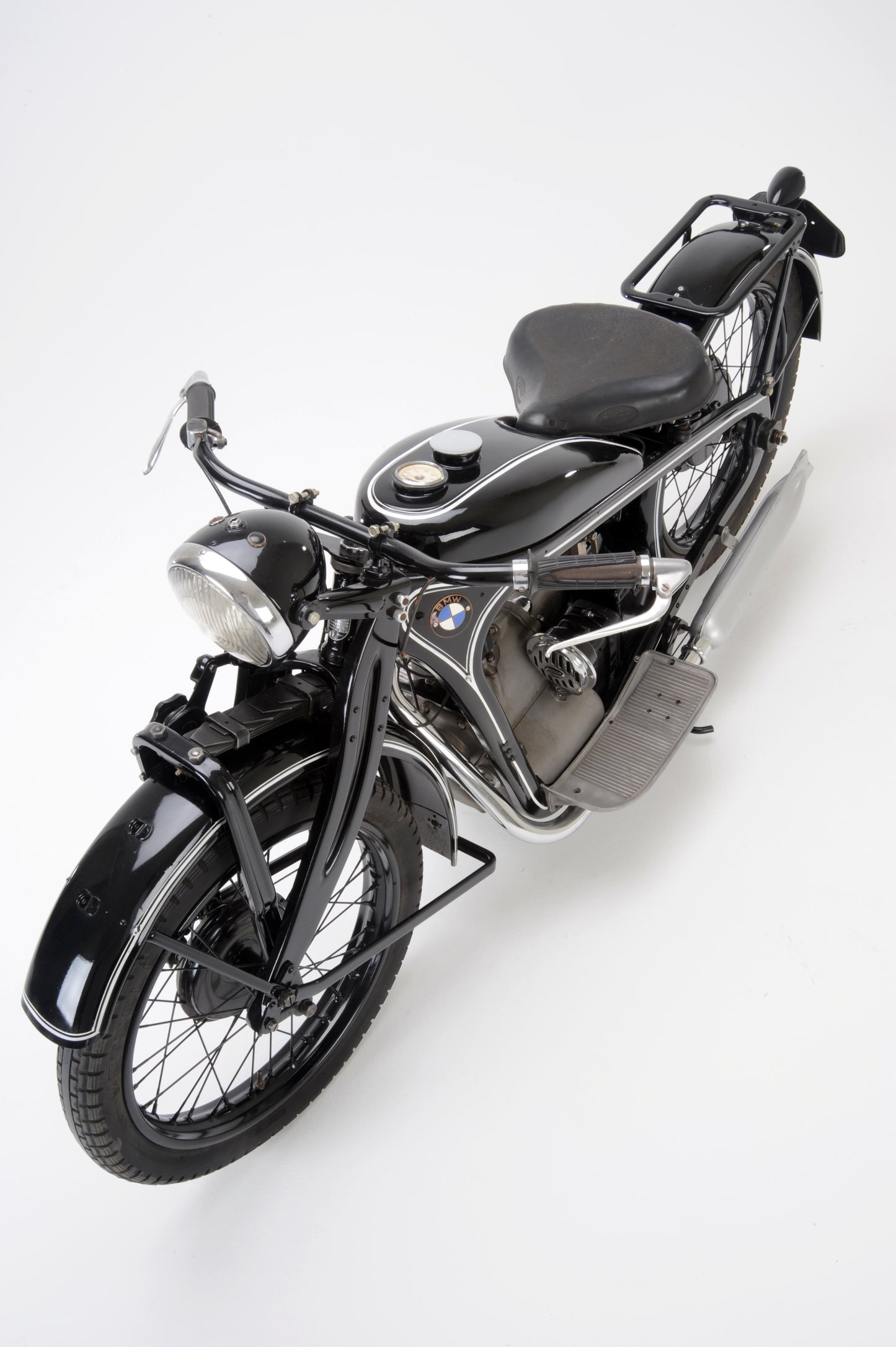 BMW R2