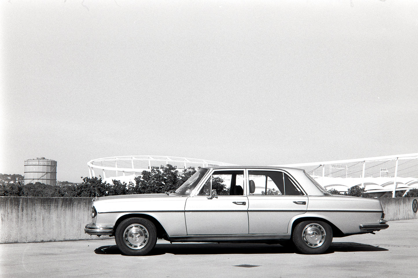 Mercedes-Benz 280 SE