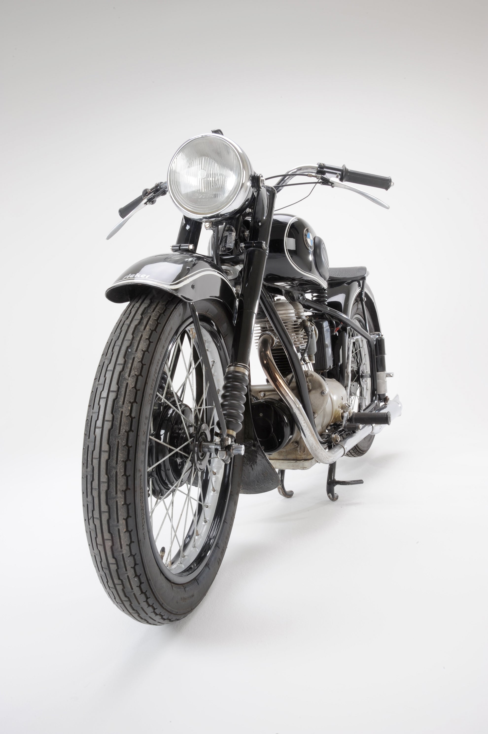 Bmw R25 Riding BMW R25 – Retro Ride Gallery