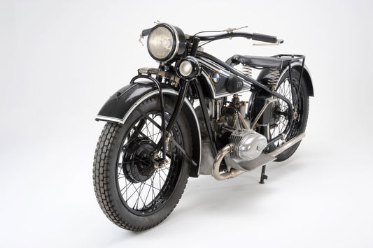 BMW R57