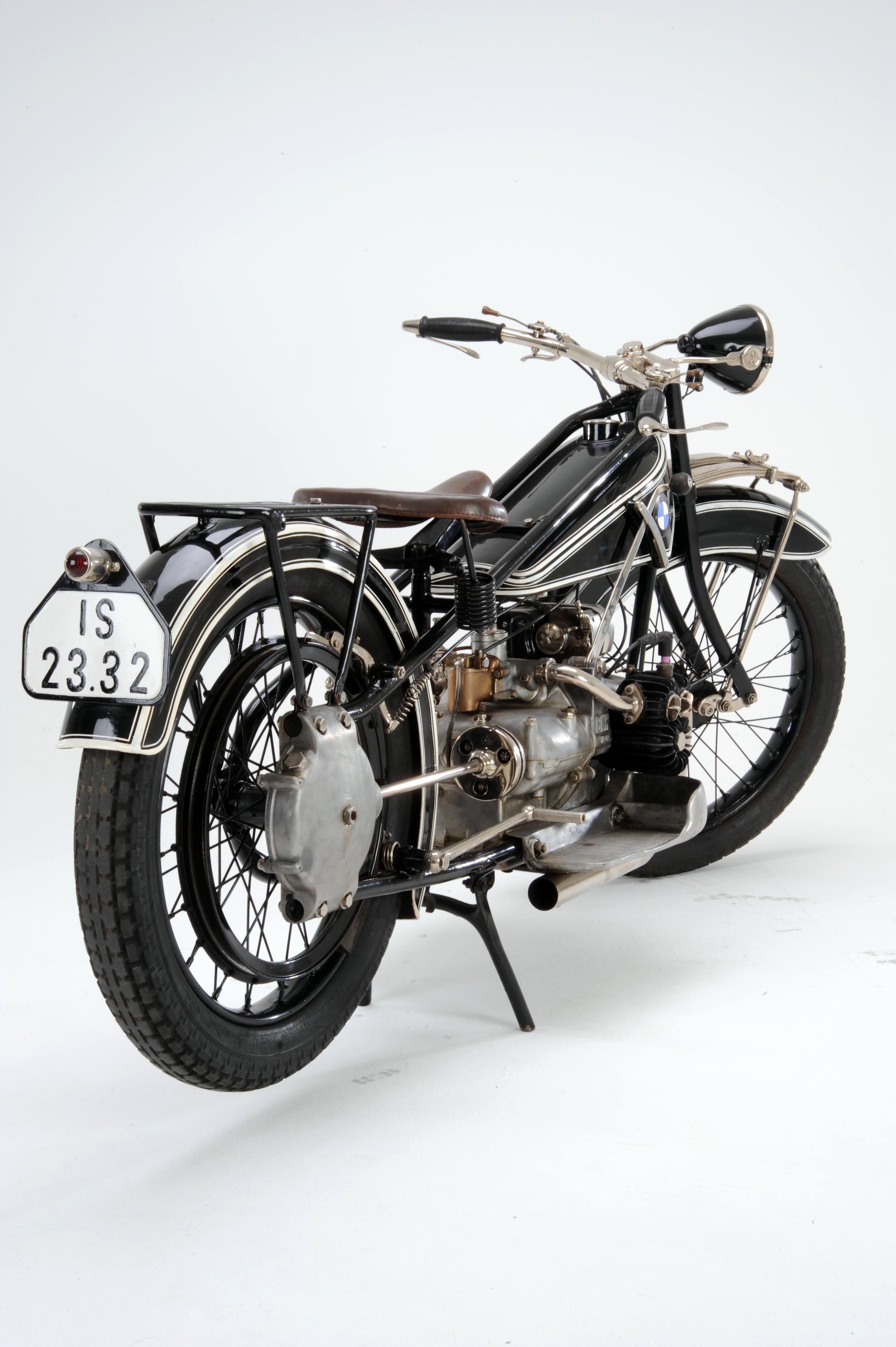 BMW R32 – Retro Ride Gallery
