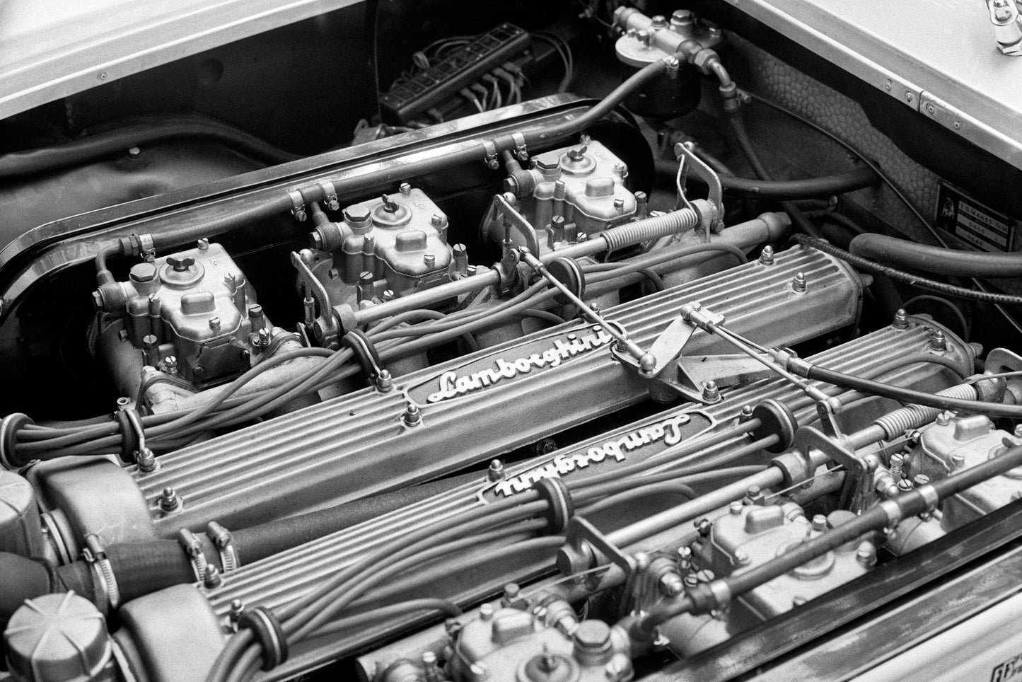 Lamborghini 400 GT 2+2 engine