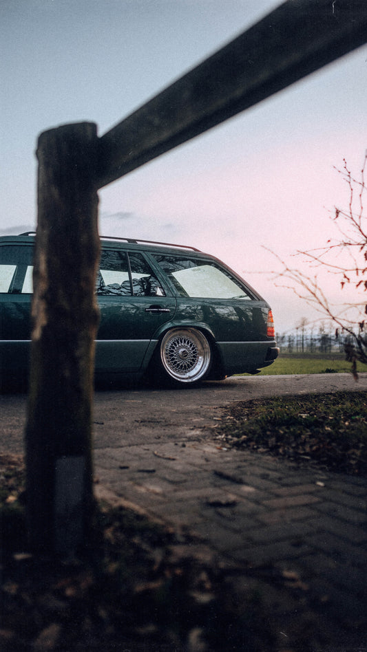 Mercedes-Benz S124 Heck