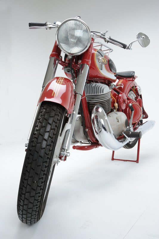 Triumph Boss 350