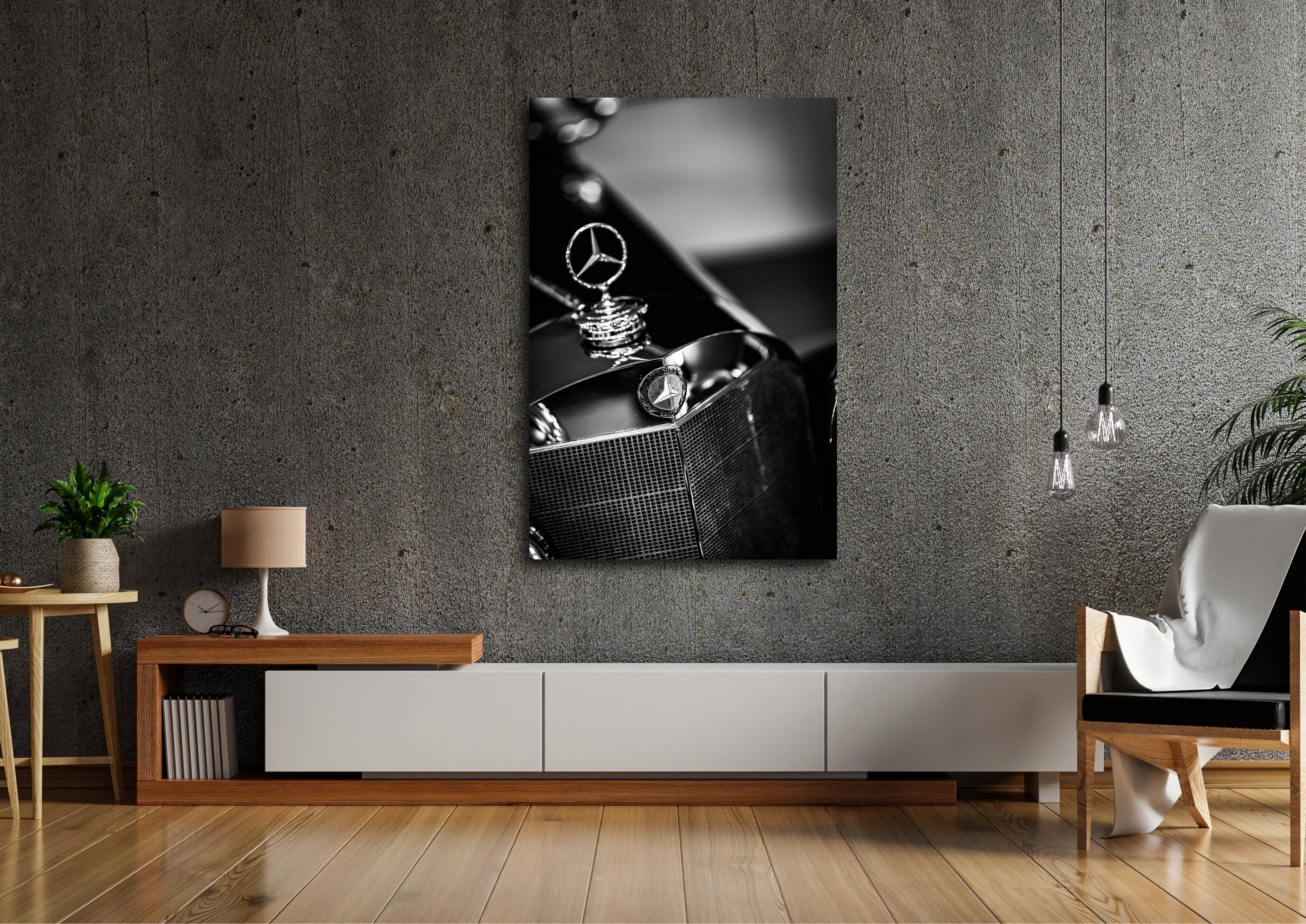 Oldtimer Mercedes-Benz Wandbild hängt in einem modernen Wohnzimmer.